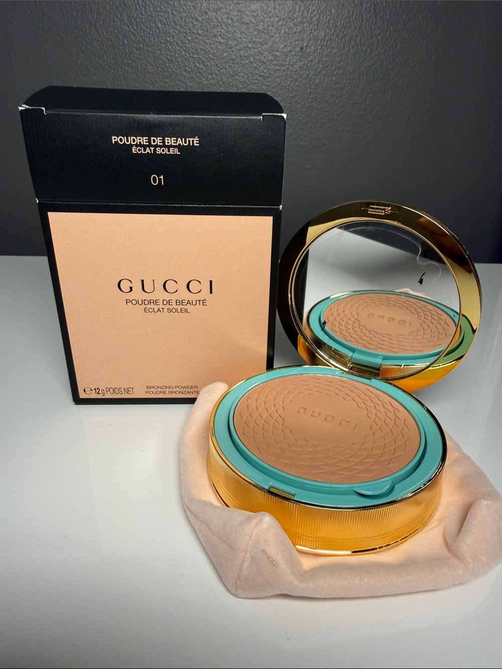 Gucci Poudre de Beauté Éclat Soleil Bronzing Powder - 01, New/ Unused